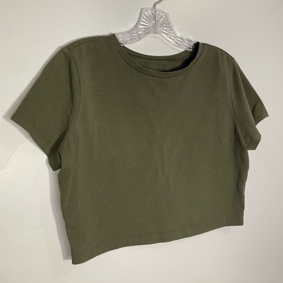 Wild Fable Women's Cropped Tee Size XL Olive Green Short Sleeve EUC Y2K 90s 00s - Picture 4 of 14